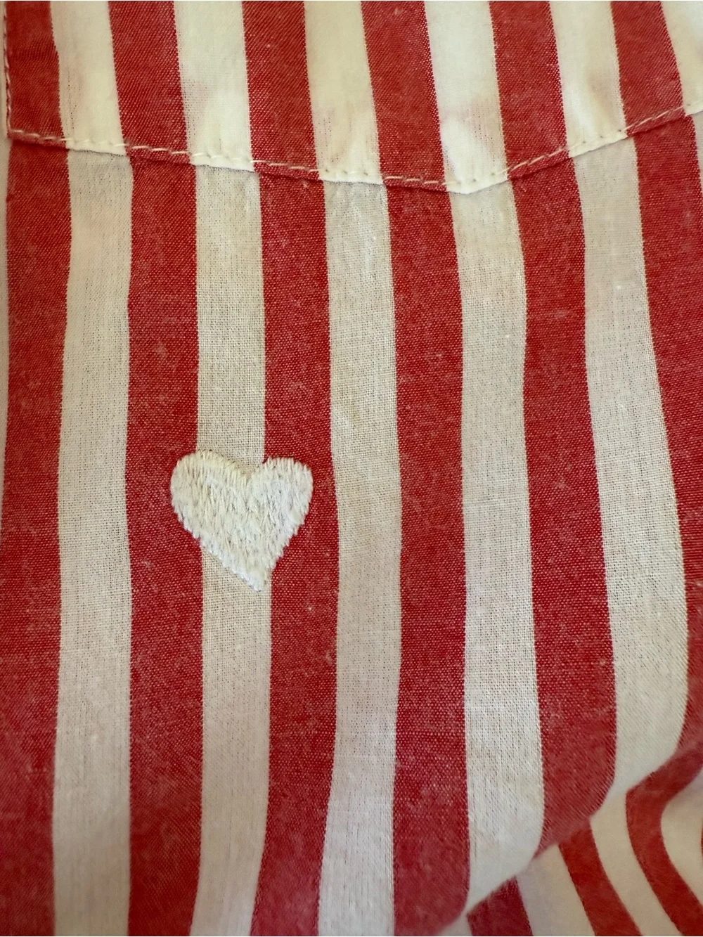 Kerri Rosenthal Mia Stripe Shirt Red White Cotton Heart Patch Button Down Sz M